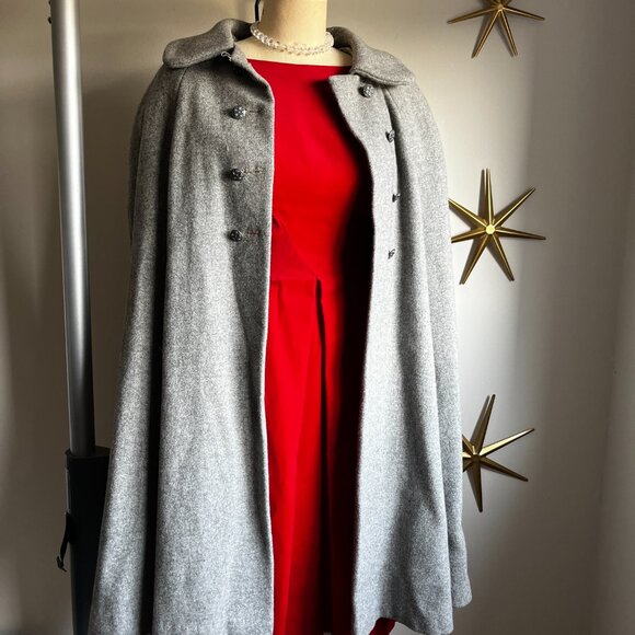 1960s Bateau Neck Red Velvet Dress - Picture 2 of 3